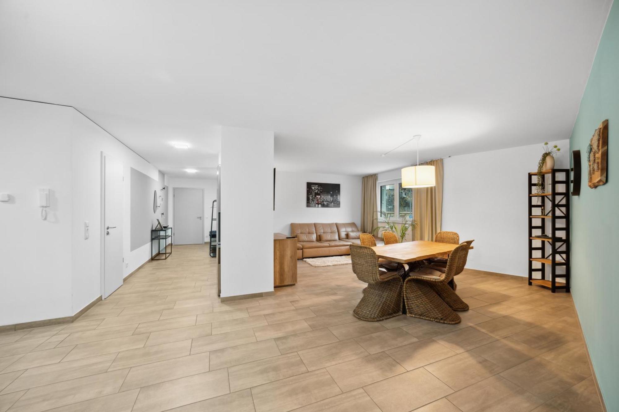Sali Homes Spacious Apartment With Terrace In City Center バイロイト エクステリア 写真