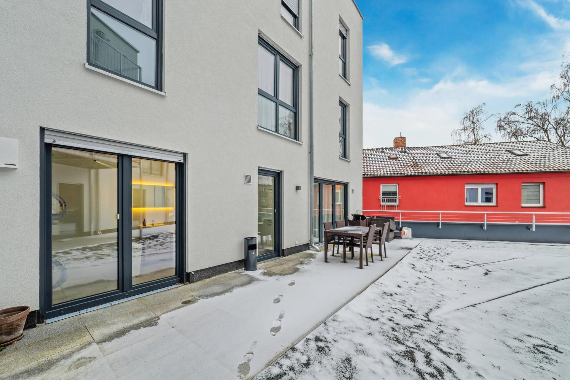 Sali Homes Spacious Apartment With Terrace In City Center バイロイト エクステリア 写真